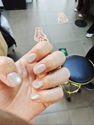 -iU美甲美睫