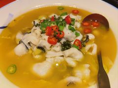 -川流不息·地道川菜·小龙虾(松东路店)