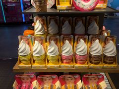 -IPSTAR潮玩星球(西单华威潮铺街店)