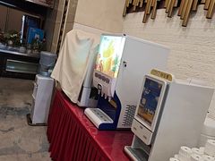 -东方豪景花园酒店·怡景旋转餐厅