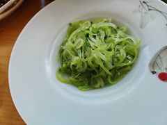 葱油莴笋-品鲜村农家菜·阳澄湖大闸蟹(总店)
