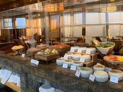 自助取餐区-君悦大酒店行政酒廊