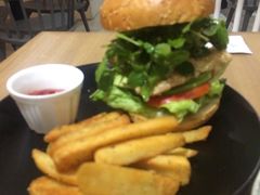 -HELLO 27 意面·沙拉·帕尼尼