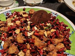 -渔语鱼新川菜Bistro(万象天地店)
