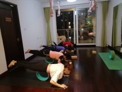 -Yvon yoga 瑜伽·精准体态管理中心