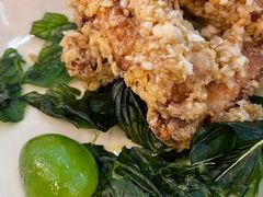 蒜蓉牛油烤鸡翅-CHINCHIN 青青·泰国料理(万象食家店)