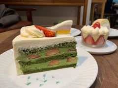 抹茶草莓蛋糕-猫里有甜