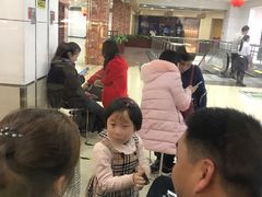 等位区-江南食代自助餐厅(宝龙城市广场店)