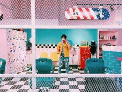 -变画·发型STUDIO