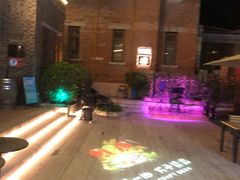 -麦落精酿啤酒餐吧(先农大院店)