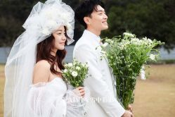 -雪中彩影婚纱摄影·微光艺术中心