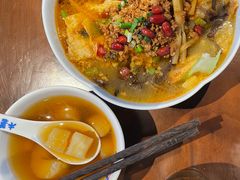 -粉家柳州螺蛳粉(杨宅路店)