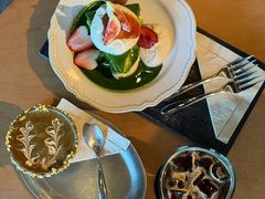 -luutosa  cafe & tea 鹿兔山