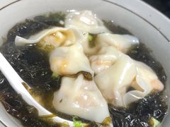 蟹籽虾仁鲜肉馄饨-南小蟹手工點心(三里屯店)