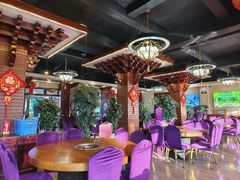 -三文彩虹鳟鱼庄