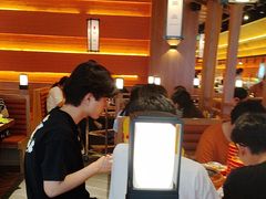 -爱客得牛排海鲜烤肉·火锅自助(春熙路黑金好店)