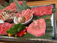 -炼火烤肉店