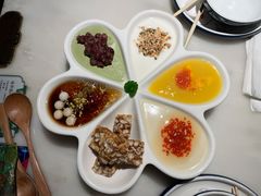 -绿茶餐厅(同成街华联店)