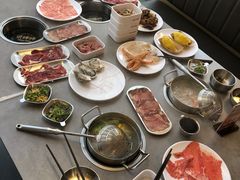 -张哞哞·鲜切牛肉自助火锅(高德置地店)