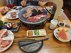 -金刚山黑牛炭火自助烤肉(西大望路店)