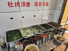 -文山荷鲜居(翠湖店)