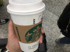 -星巴克(上海虹桥站2A检票口)