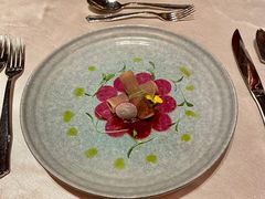 喜马拉雅玫瑰盐焗牛舌-北京古城老院厉晓麟精致菜