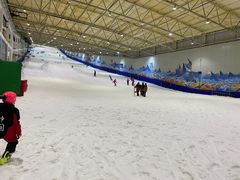 -乔波室内滑雪场