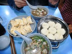 -天天锅贴王(迎凤街店)