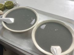 豆汁儿-老磁器口豆汁店(天坛店)