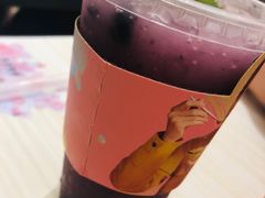 蓝莓可尔必思-满记甜品(日月光二店)