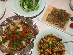 -荷花亭·湖北融合菜(中商广场店)