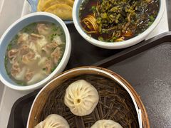 -老新隆牛肉锅贴(新街口店)