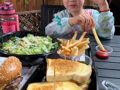 -The Habit Burger Grill 哈比特汉堡(爱琴海店)
