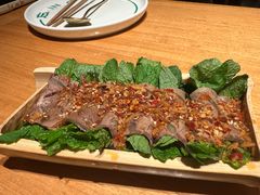 薄荷牛肉卷-一坐一忘云南菜(北京skp店)