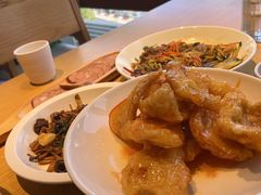 -关东小磨东北菜(上海长风大悦城店)