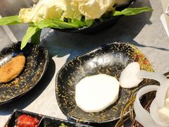 -洞庭洲·防空洞火锅·铜锅涮肉·烧烤(新百广场店)