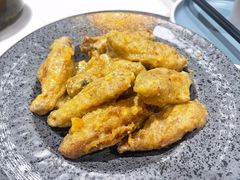 咸蛋黄鸡翅-友德福.老字号粤菜.广州地标融合美食(荔湾路店)