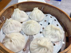 -莱莱小笼·乔艾