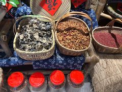 -蛮佬拾·乡里土菜馆(河西王府井店)
