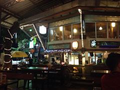 -Green Tree Rest. & Pub