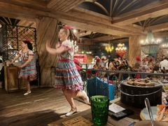 -卢布里西餐厅(总店)