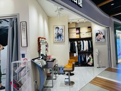 -方快PLUS照相馆(上海中环百联店)