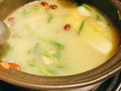 滋补羊汤养生锅-恋羊时代黑山羊火锅(滨海大道店)