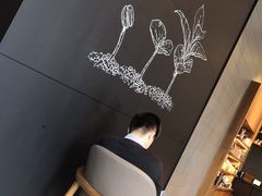 用餐区-星巴克(深圳龙华和平里店)