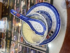 -广信牛奶甜品世家(台东店)