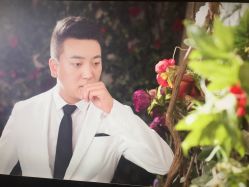 点击看大图 -太郎花子婚纱摄影艺术中心
