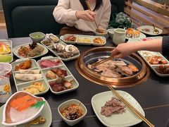 -梨花甄选自助烤肉(小寨原力场店)