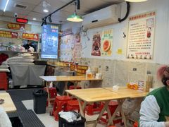 -柳州肥姨妈大骨螺蛳粉(东靖路店)