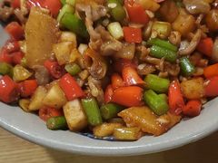 酸辣炒鸡杂-潇湘阁(尚都SOHO店)